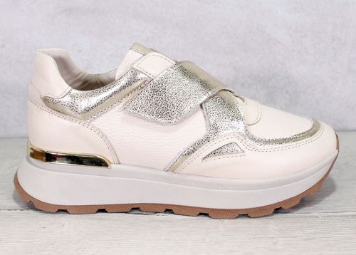 Шик дамски сникърси в бежово с акценти от златен цвят - модел Диамант