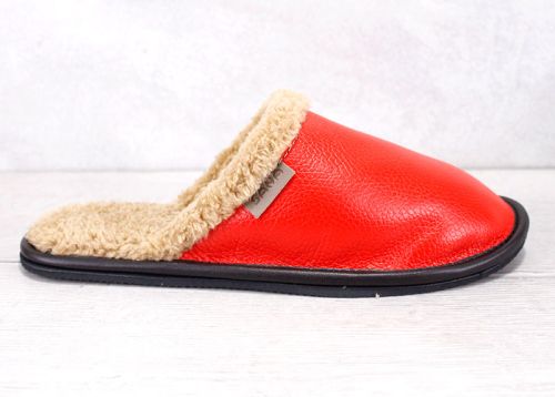 Дамски, домашни чехли от естествена кожа в червено -  Модел Sana-01-cvk