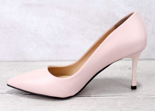 Елегантни дамски обувки Stiletto с розова естествена кожа и среден ток - Модел Амалия.