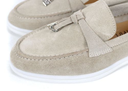 Дамски мокасини в бежово - модел Мистика.