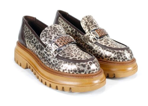 Stella Urbano - Супер модерни дамски лоуфъри с ефектен принт в златисто