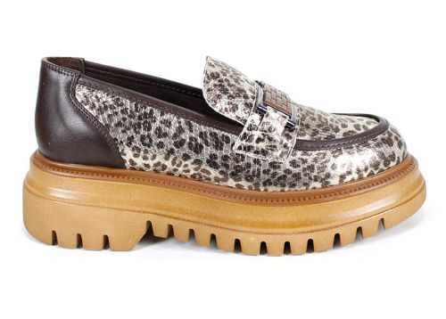 Stella Urbano - Супер модерни дамски лоуфъри с ефектен принт в златисто