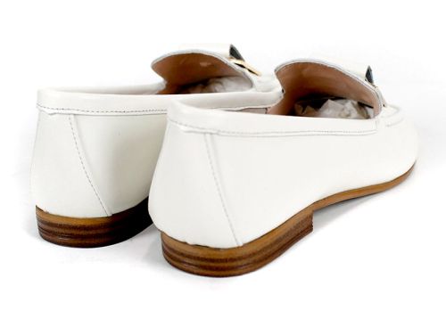 Дамски балерини от естествена кожа в светло бежово /шампанско/ - модел Princesa de la luna.