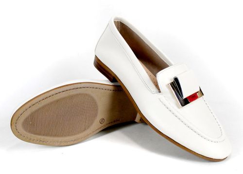 Дамски балерини от естествена кожа в светло бежово /шампанско/ - модел Princesa de la luna.