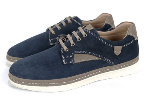 Мъжки обувки от естествен набук в тъмно синьо - модел Класик.