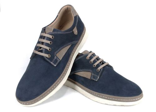 Мъжки обувки от естествен набук в тъмно синьо - модел Класик.