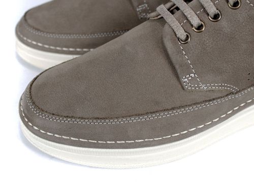 Мъжки обувки от естествен набук във визон - модел Titan Step