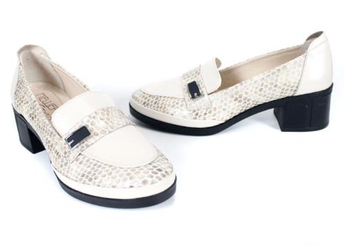 Дамски обувки от естествена кожа в светло бежово - модел Venus.