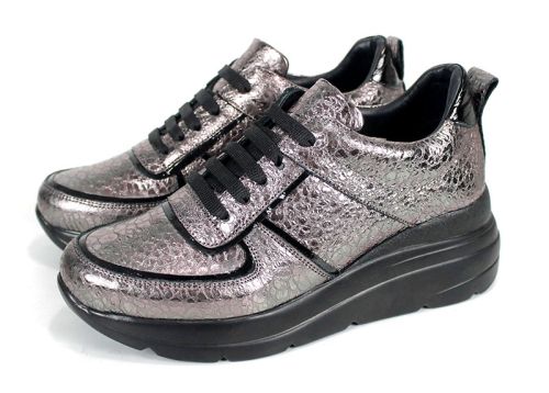 Дамски спортни обувки с металически блясък и комфортна платформа - модел Onyx Edge