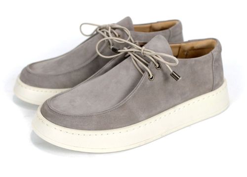 Дамски мокасини от фин набук в цвят визон – леки и удобни - модел Divine.