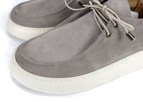 Дамски мокасини от фин набук в цвят визон – леки и удобни - модел Divine.