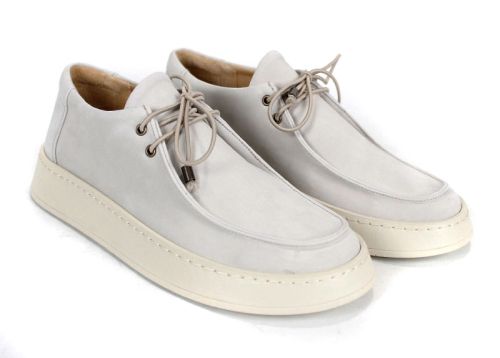 Дамски мокасини от пясъчен набук в цвят таупе – комфорт и елегантност - модел Divine