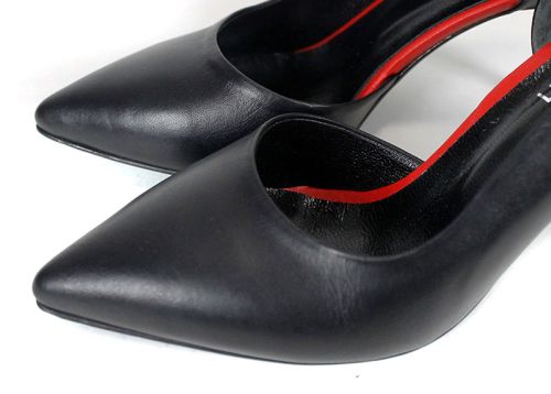 Дамски официални обувки от черна естествена кожа с изчистен дизайн - модел Lusso Nero