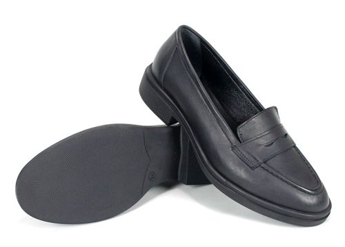 Дамски ниски лоуфъри от черна естествена кожа – класически модел с комфортно ходило - модел Grace