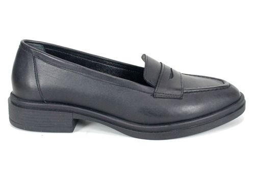 Дамски ниски лоуфъри от черна естествена кожа – класически модел с комфортно ходило - модел Grace