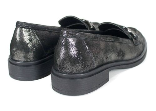 Дамски ниски лоуфъри от естествена кожа в цвят старо сребро – стил и комфорт в класически дизайн – модел Golden Aura