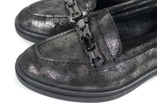 Дамски ниски лоуфъри от естествена кожа в цвят старо сребро – стил и комфорт в класически дизайн – модел Golden Aura