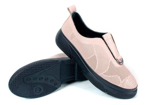 Дамски летни обувки в розово - модел 1017