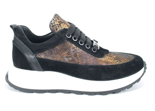 Дамски спортни обувки от черен велур и кафява кожа със змийски принт - модел Snake Chic