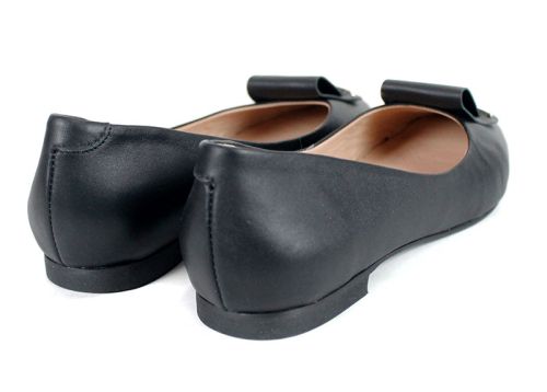 Дамски балерини от естествена кожа – черни с декоративна панделка - модел Royal Comfort