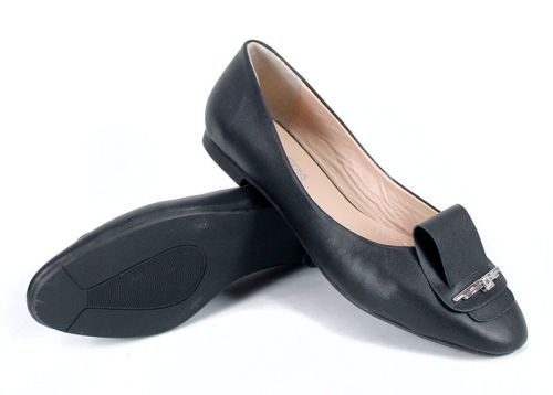 Дамски балерини от естествена кожа – черни с декоративна панделка - модел Royal Comfort
