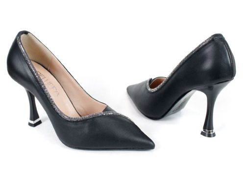 Дамски стилето обувки от черна естествена кожа с "Чарли" ток – модел Касиопея