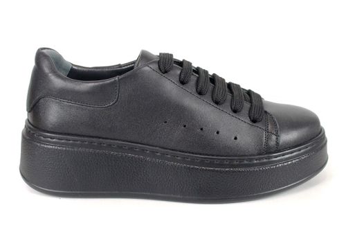 Дамски спортни обувки – класически модел от черна естествена кожа с комфортна стелка - модел Вивиан