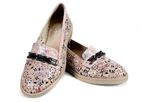 Дамски ежедневни летни обувки – розова естествена кожа с флорален принт и перфорация – модел Flora Light 