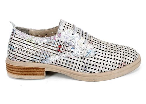 Дамски летни обувки от сива естествена кожа с флорален принт – модел Bella Chic