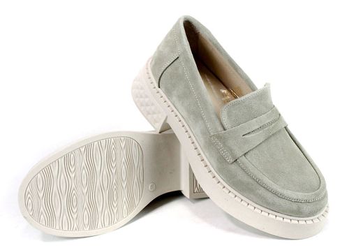 Дамски мокасини от естествен велур в светло зелен цвят със стилно дебело ходило – модел Velvet Chic