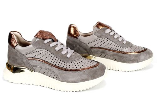 Дамски сникърси от естествена кожа и велур във цвят визон с меден акцент - модел Velvet Step