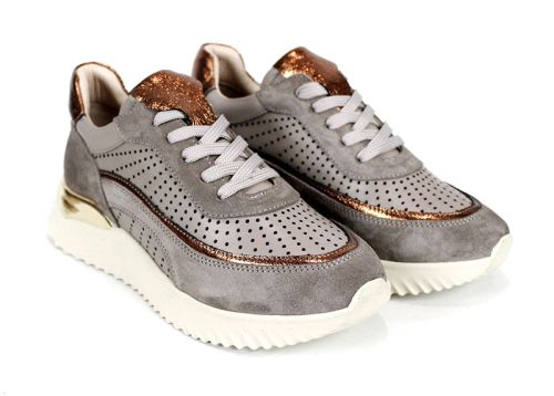 Дамски сникърси от естествена кожа и велур във цвят визон с меден акцент - модел Velvet Step