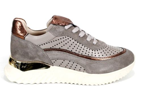 Дамски сникърси от естествена кожа и велур във цвят визон с меден акцент - модел Velvet Step