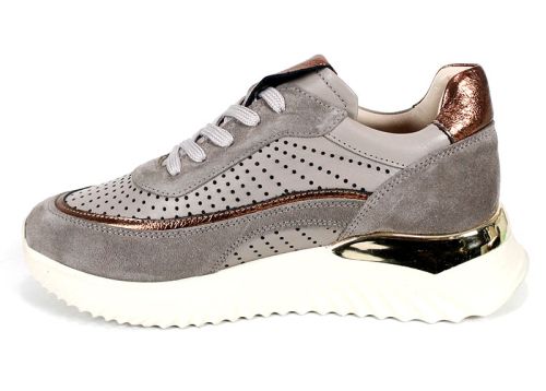 Дамски сникърси от естествена кожа и велур във цвят визон с меден акцент - модел Velvet Step