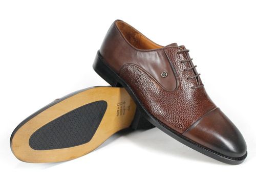 Мъжки елегантни обувки от кафява естествена кожа с гладка и шагренена текстура