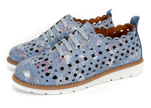 Дънковосини дамски обувки с флорален принт – страничен изглед