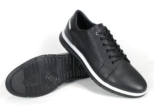 Обувка Torno с изглед към подметката и страничния профил