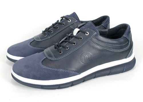 Модел Nario от естествена кожа и набук, детайли отстрани