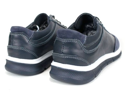 Изглед отзад на мъжките обувки Nario, фокус върху петата