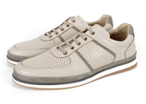 Чифт обувки Bejaro – елегантен стил в бежово