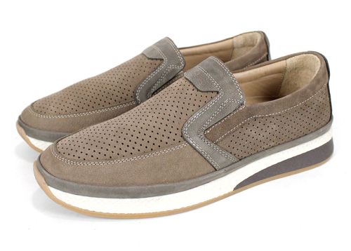 Visone Slip-On – профилен изглед, перфорирана естествена кожа