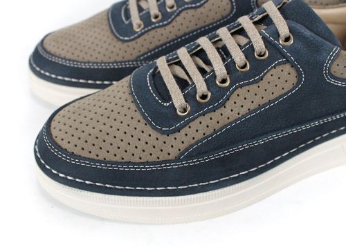 Перфорирани обувки – близък план на горната част