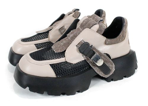 Модел GRUNGE X – обувки с декоративна лента и катарама