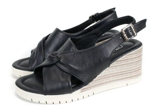 Pantofi casual dama din piele naturala cu imprimeu floral - model Luna