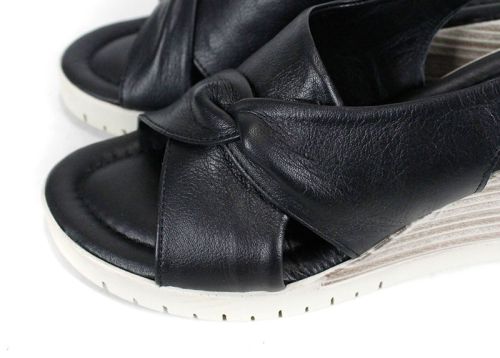 Pantofi casual dama din piele naturala cu imprimeu floral - model Luna