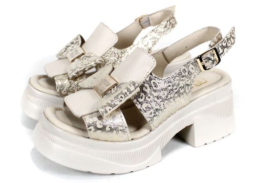 Pantofi casual dama din piele naturala cu imprimeu floral - model Luna