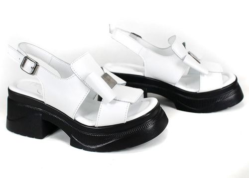 Pantofi casual dama din piele naturala cu imprimeu floral - model Luna