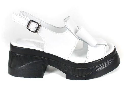 Pantofi casual dama din piele naturala cu imprimeu floral - model Luna