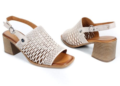 модерни кожени сандали за лятото