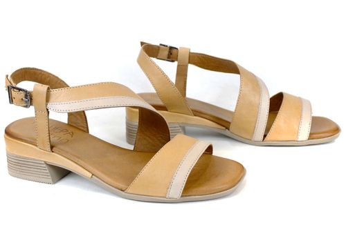 Дамски сандали от естествена кожа в бисквитено и бежово с нисък ток